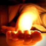 51:00 コタツの中のドアップ足裏