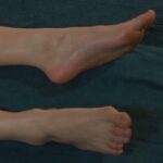 30:59 仰向けのチラリ足裏