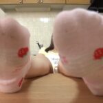 足ピンのドアップ靴下足裏