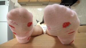 足ピンのドアップ靴下足裏